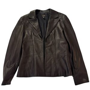 Vintage Women's Sleek Black Leather Jacket